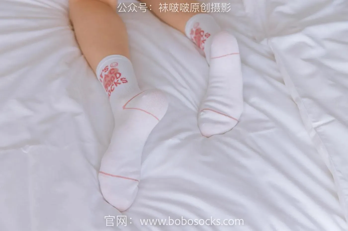 [BoBoSocks袜啵啵]NO.143 稚予-匡威板鞋、vans帆布鞋、两双白棉袜 [166P]插图8